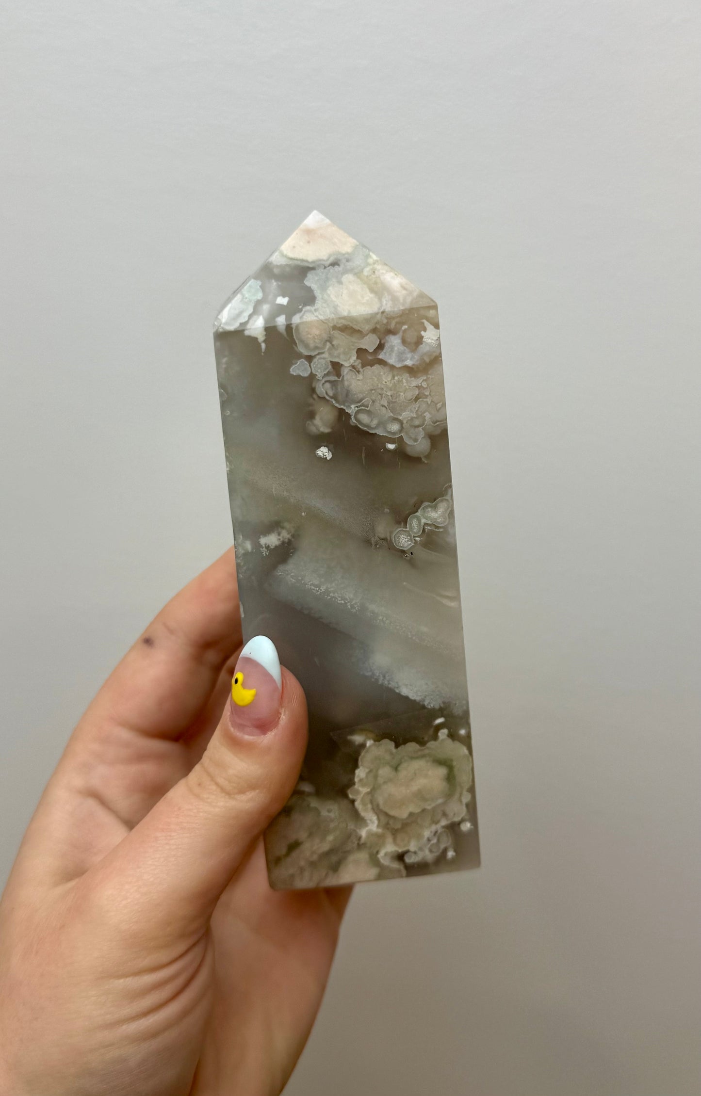 Flower agate tower
