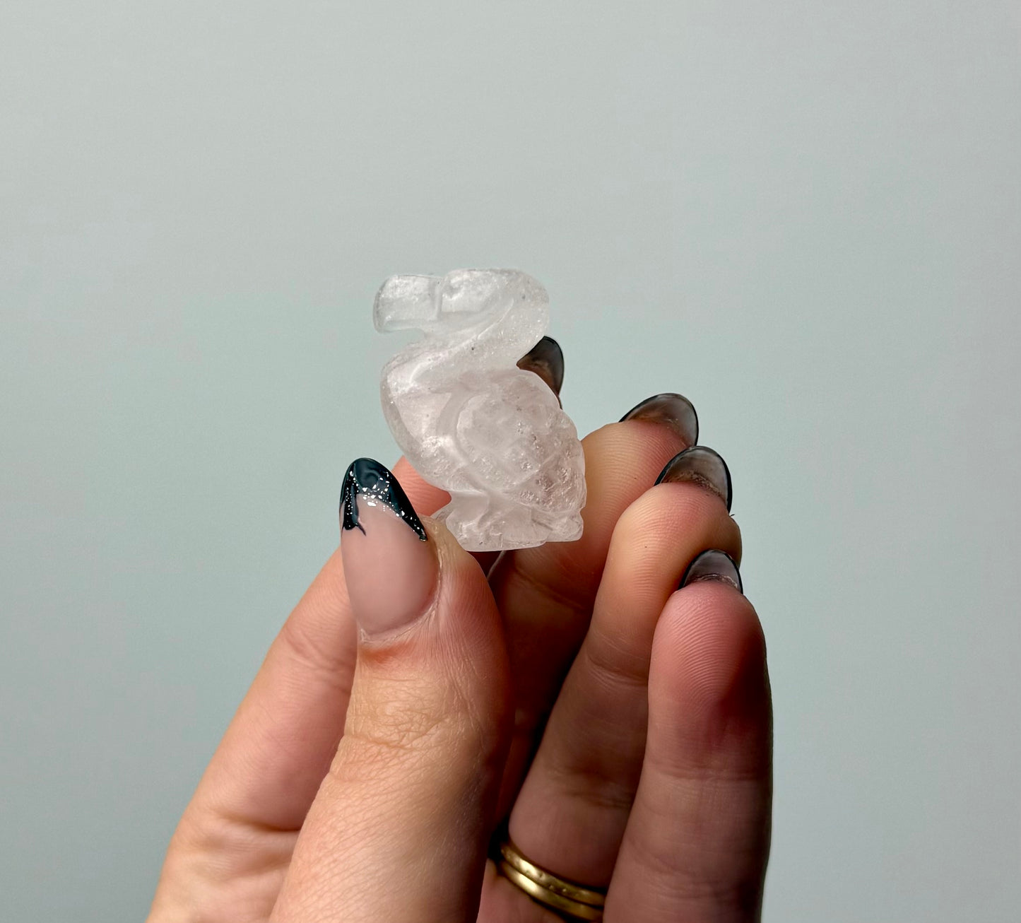 Quartz dodo bird carving