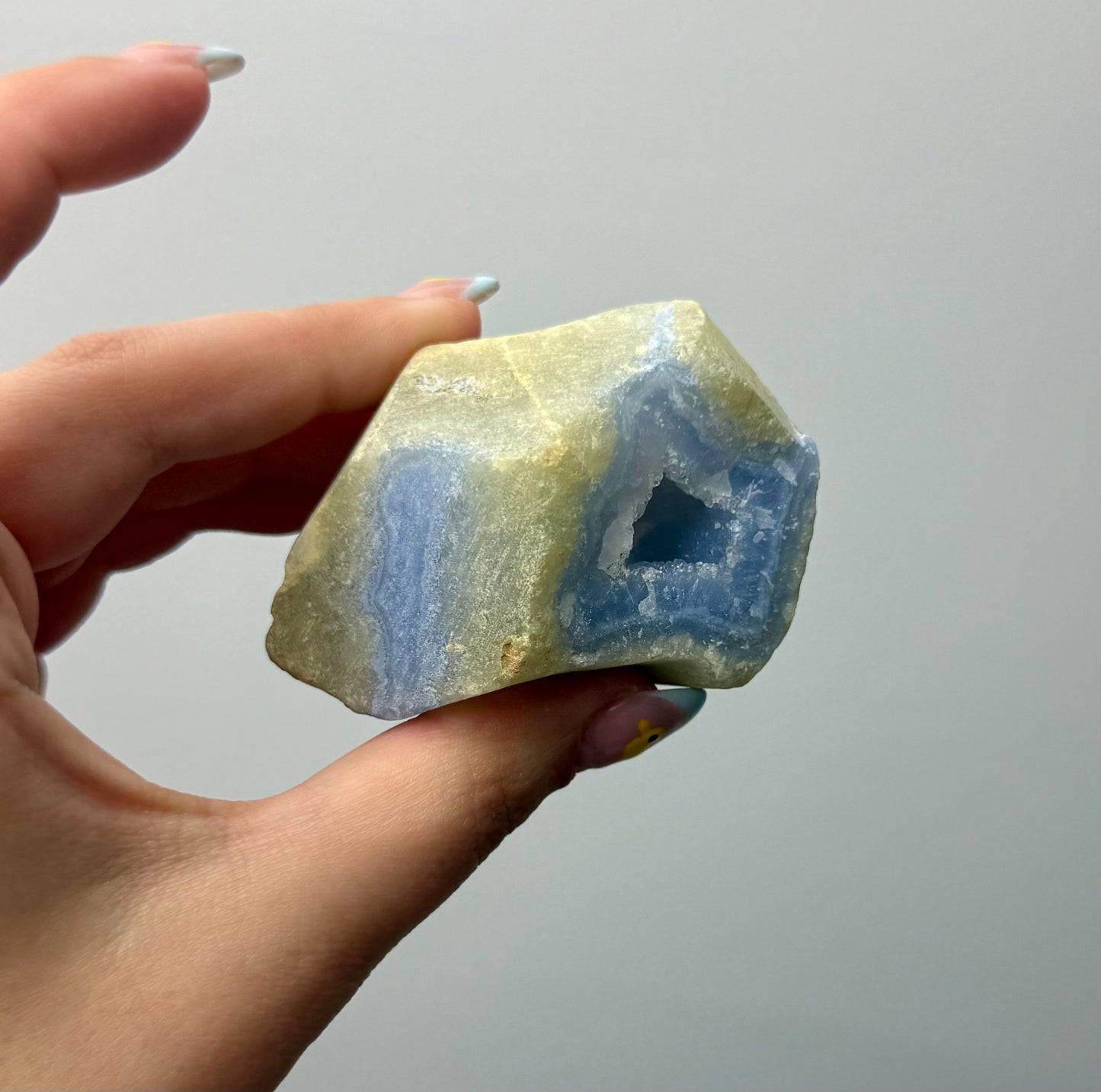 Blue lace agate raw