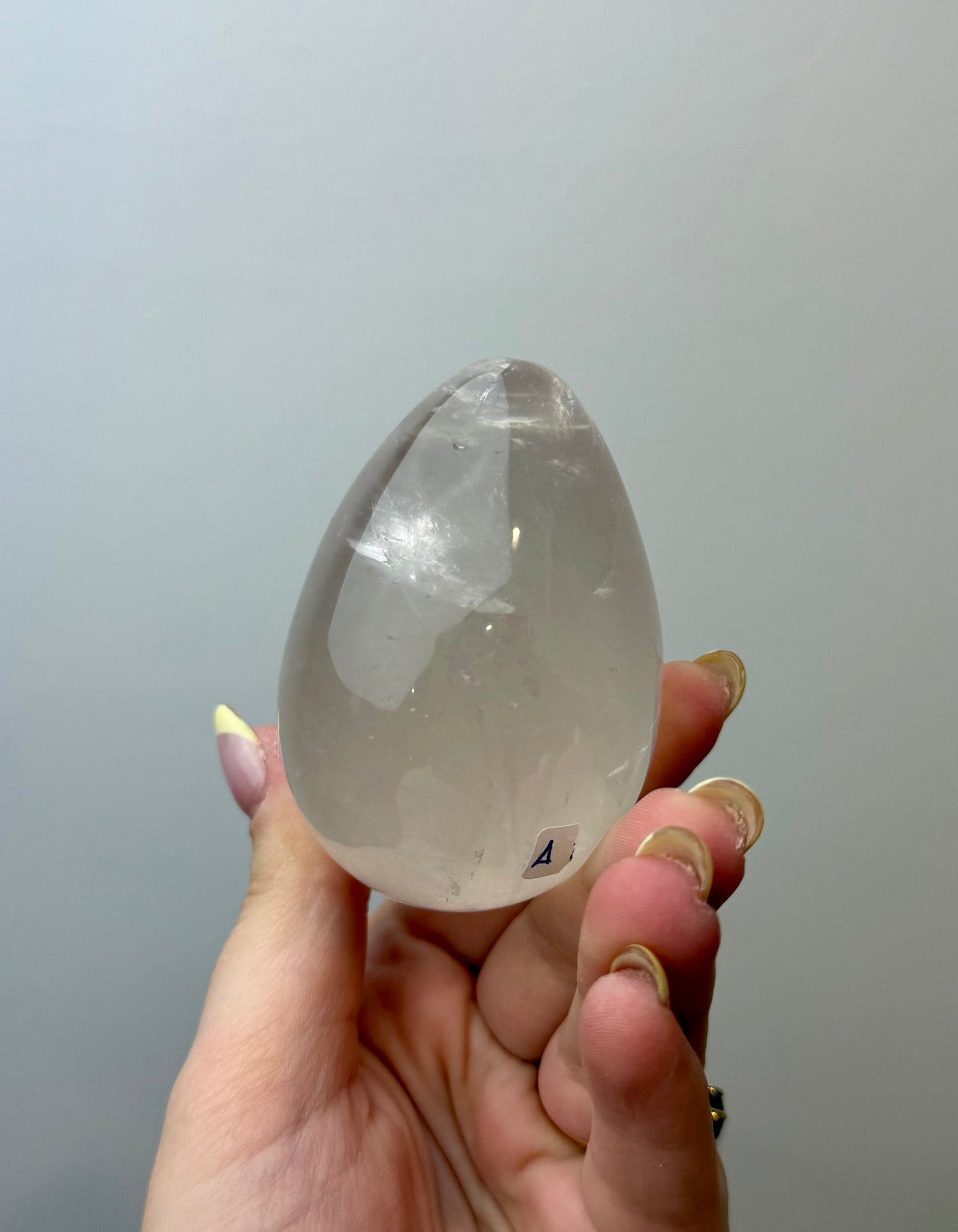Light rose quartz egg A