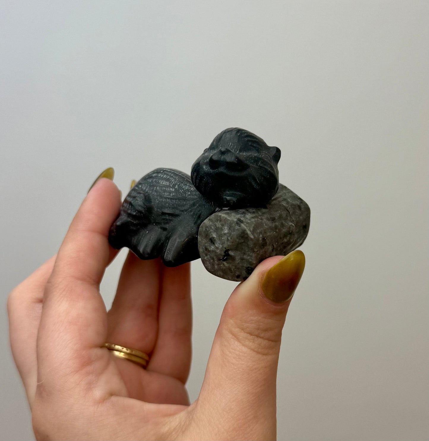 Otter carving