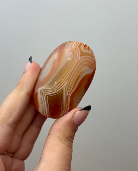 Carnelian palm stone