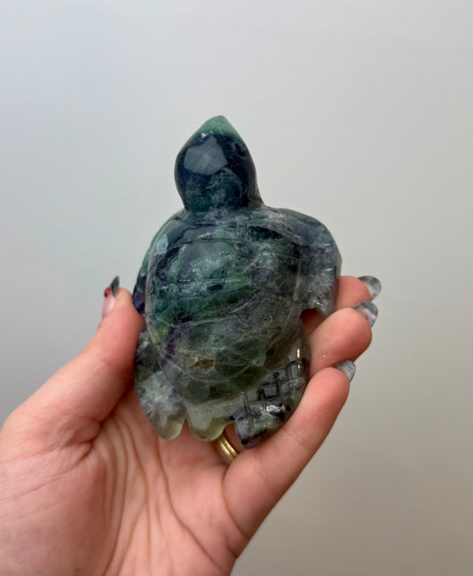 Fluorite sea turtle carving