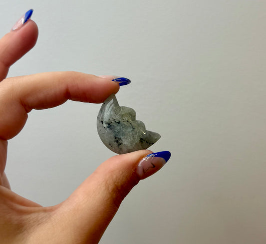 Labradorite moon face carving