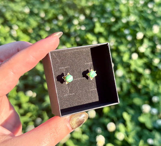 Man made material cats eye earrings thrifted find
