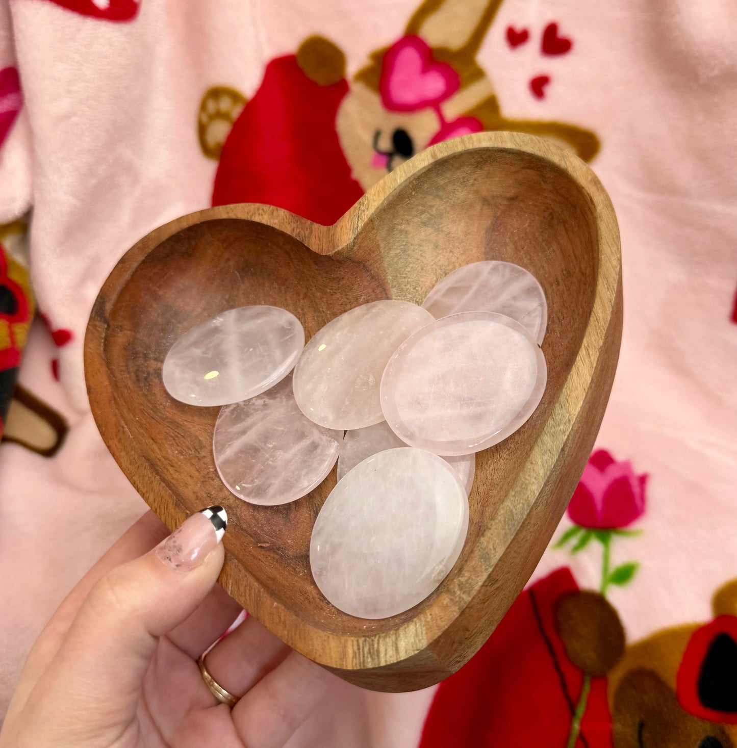 Rose quartz flat stones
