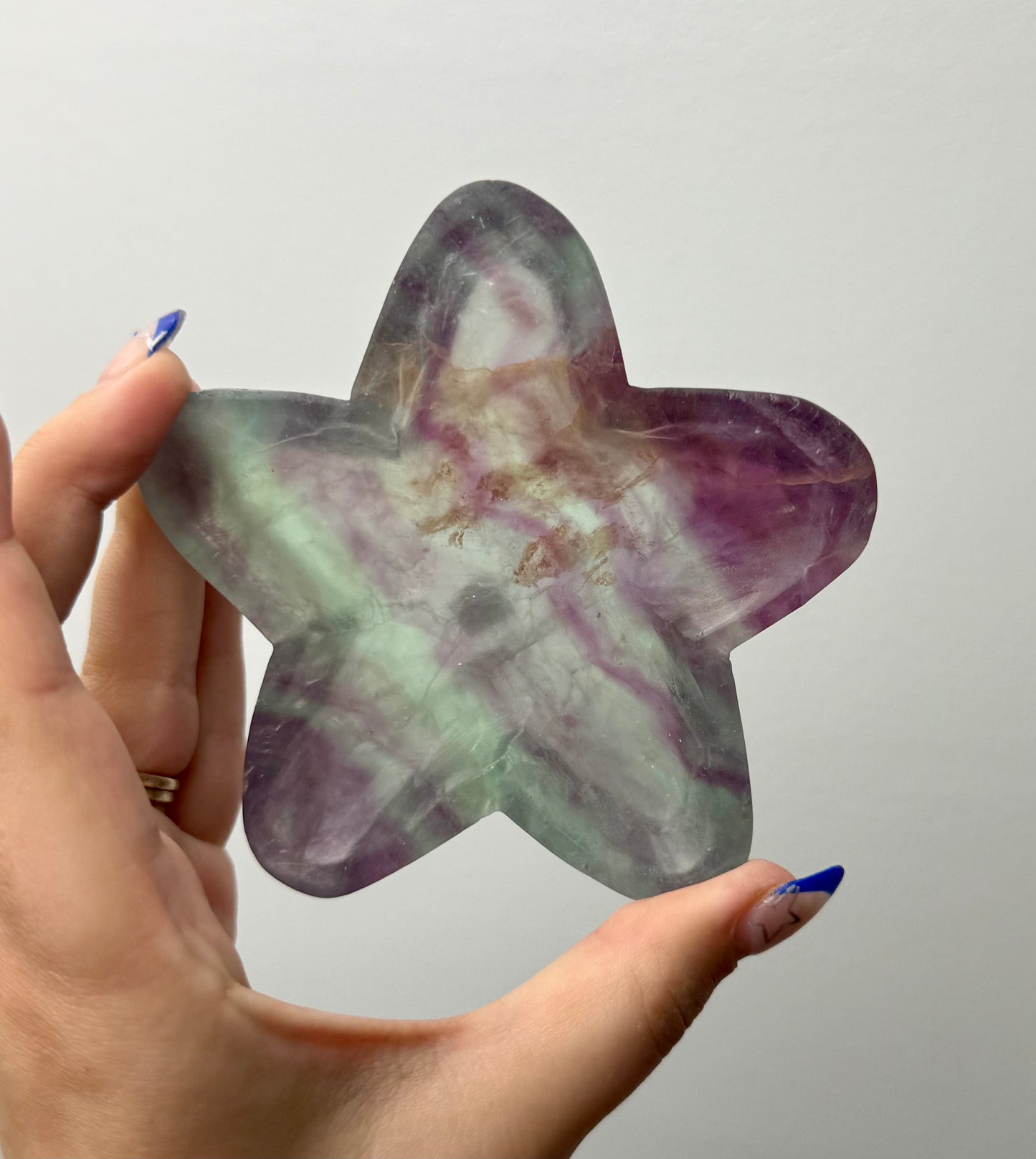 Fluorite star bowl