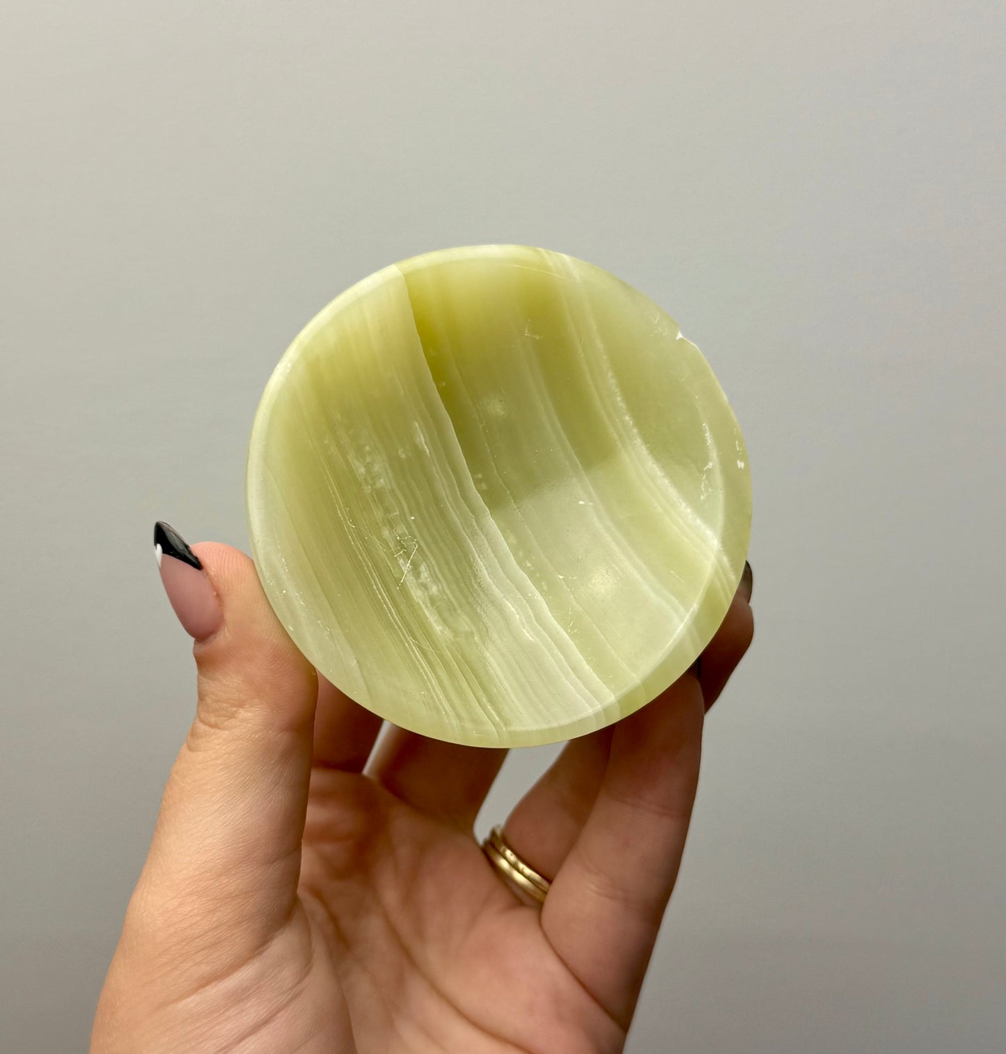 “Green onyx” green calcite bowl