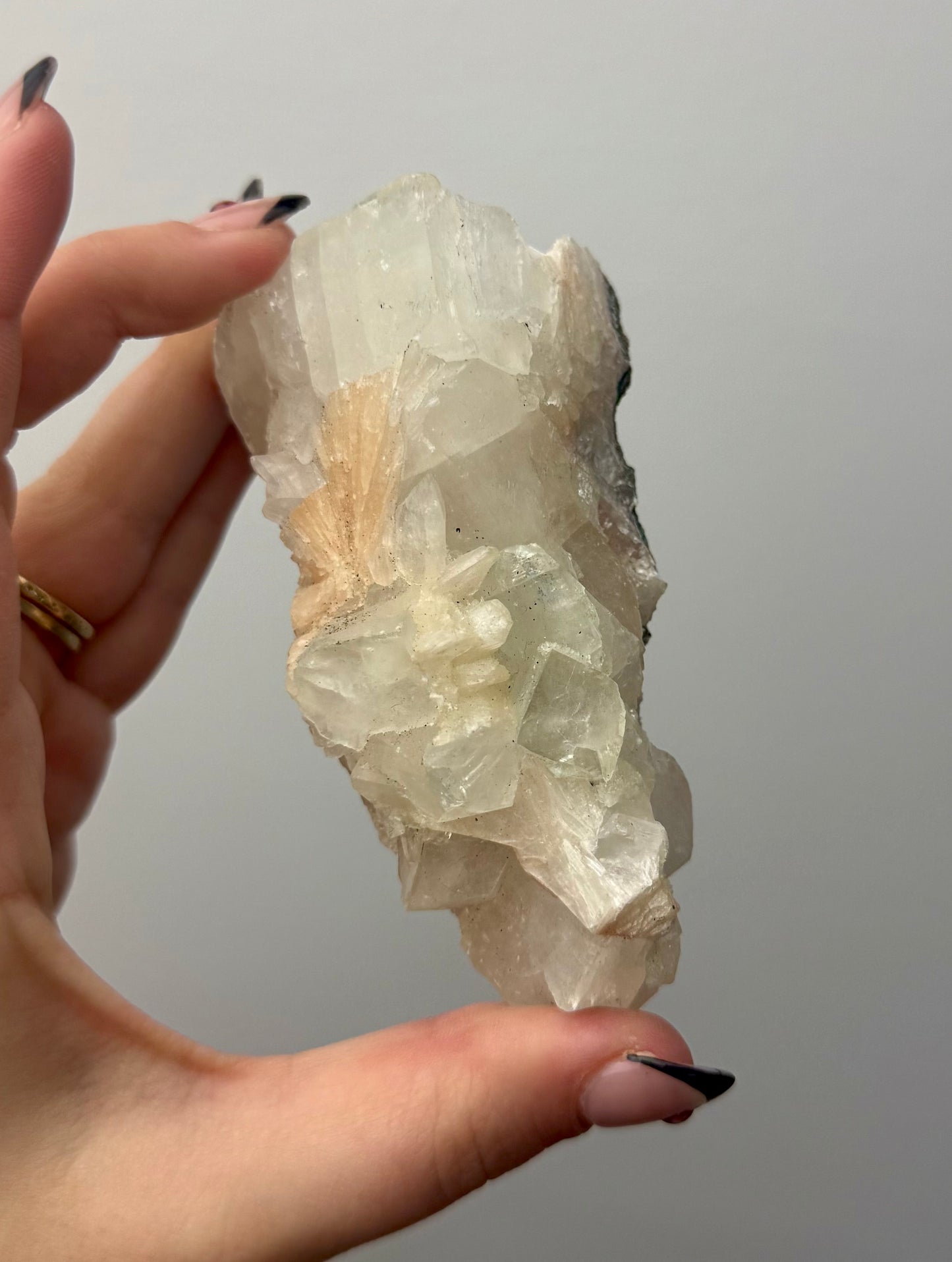 Apophyllite peach stilbite specimen