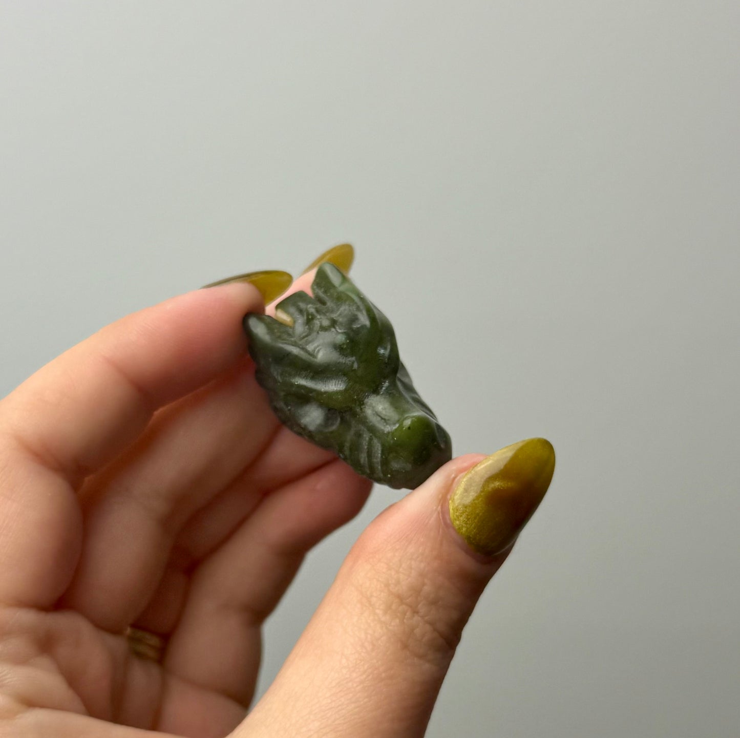 Jade dragon head carving
