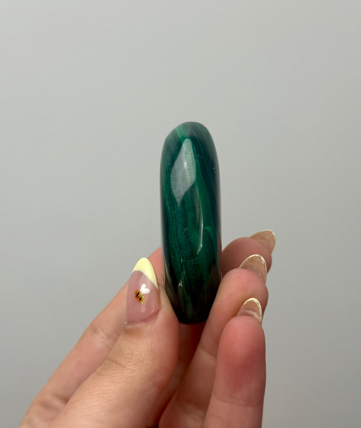 Malachite palm stone D