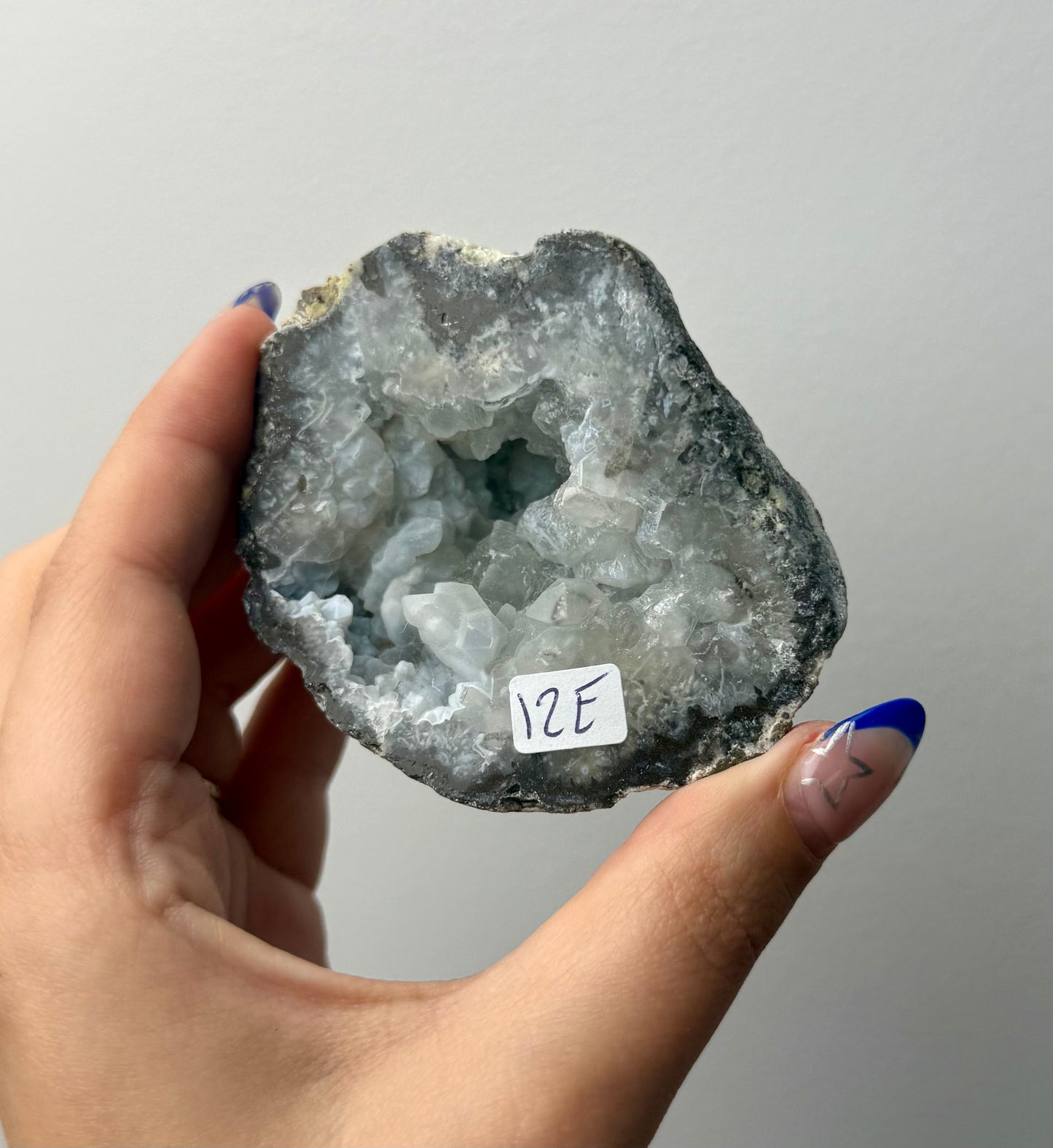 Quartz geode half E