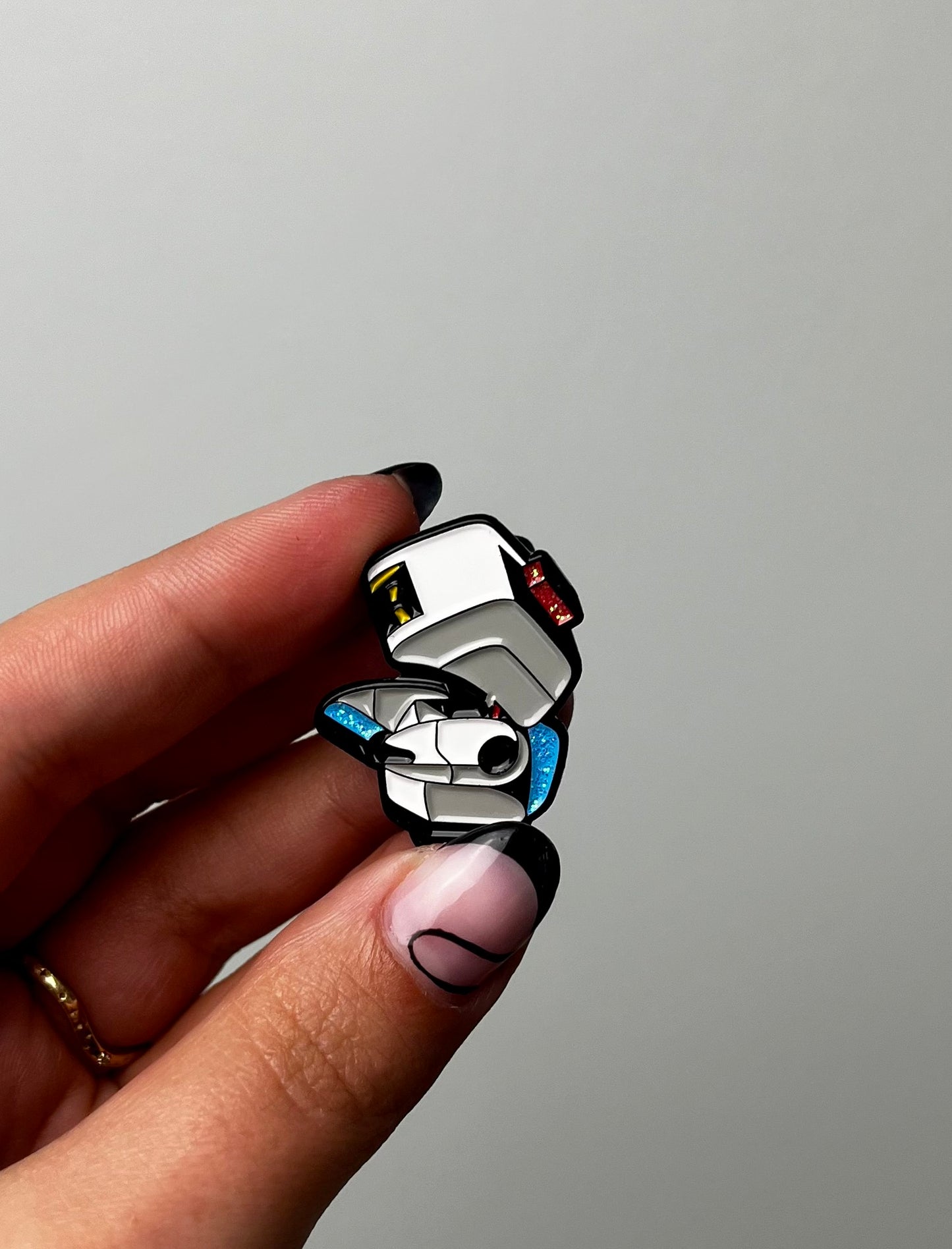 Robot from Walle enamel pin