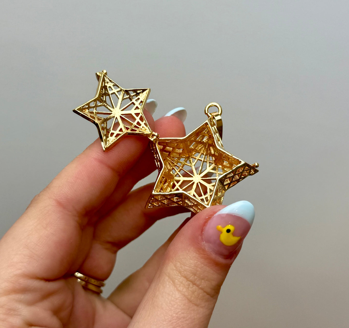 Star mini sphere cage pendant