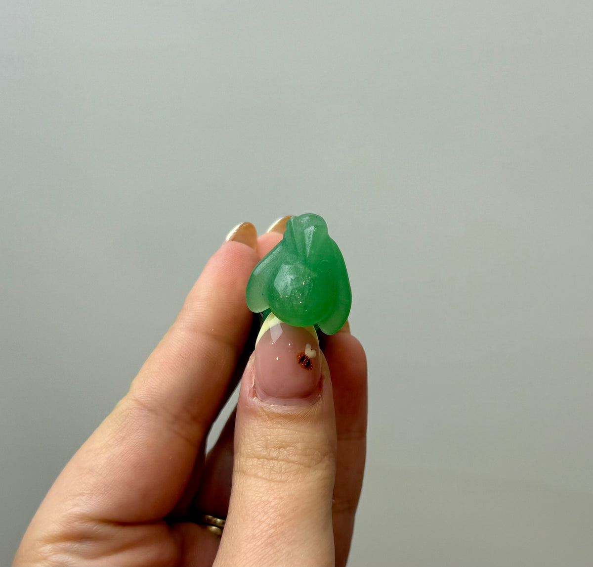 Green aventurine Eeyore carving