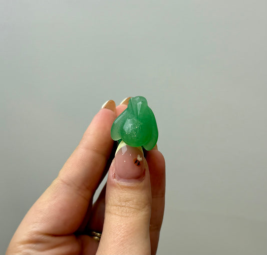 Green aventurine Eeyore carving