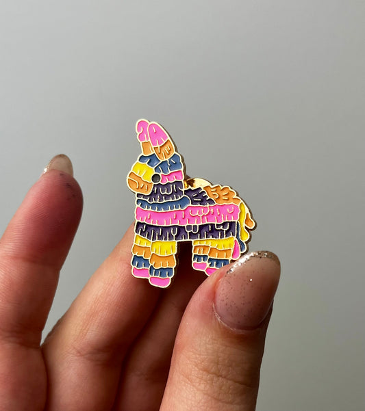 Piñata enamel pin