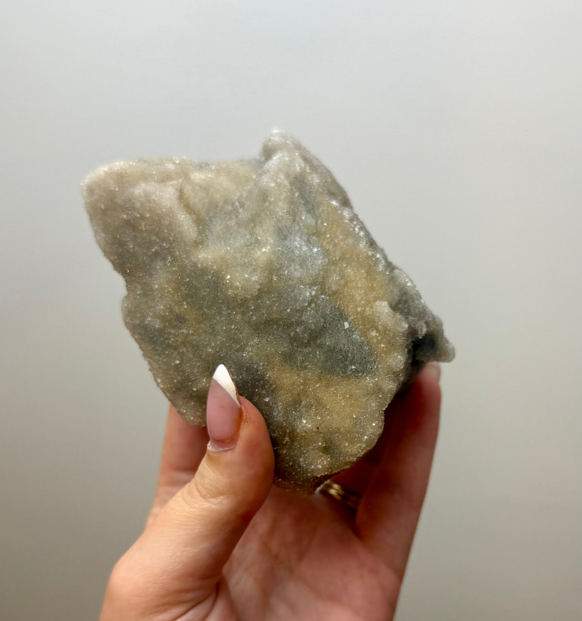 Chalcedony specimen