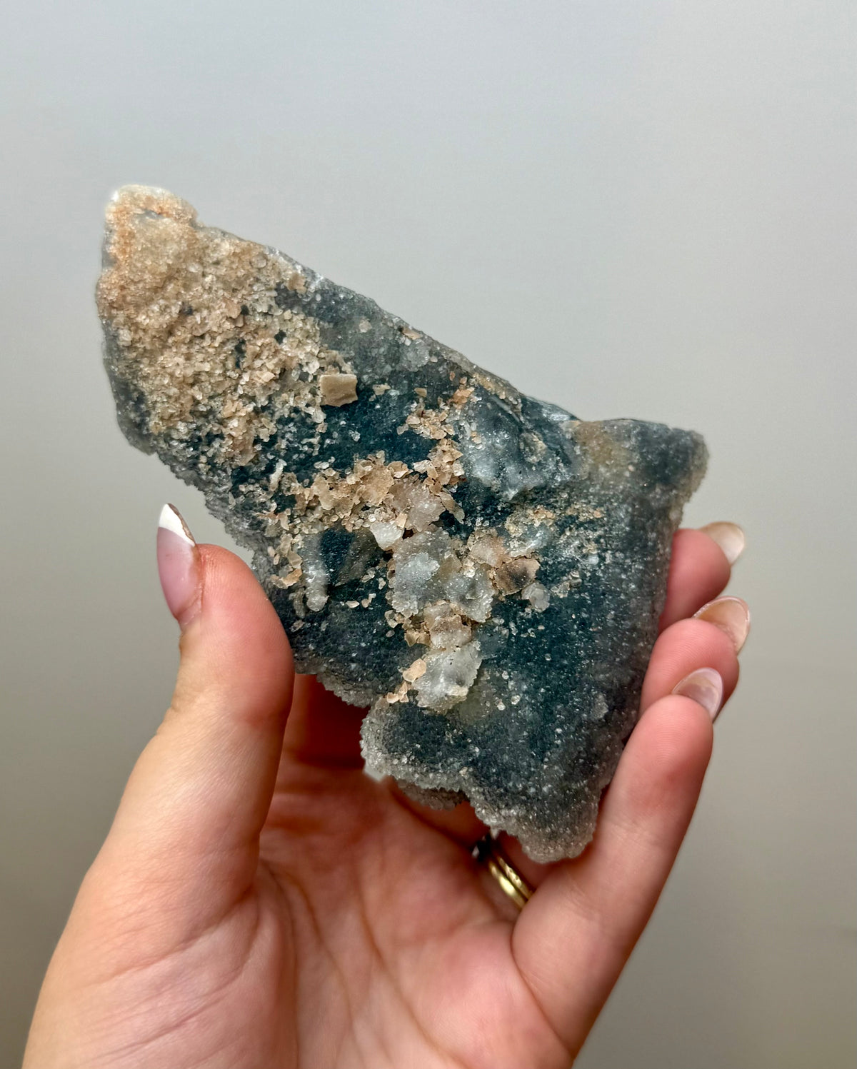 Chalcedony specimen
