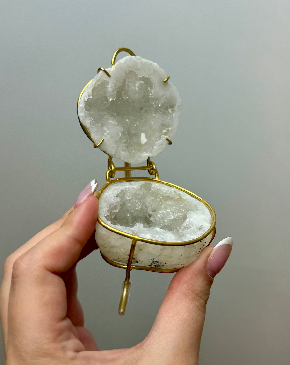 Quartz geode jewelry box