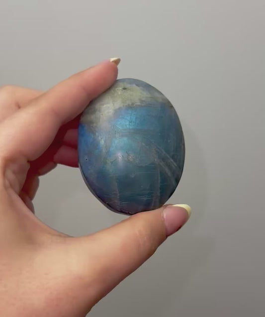 Labradorite palm stones